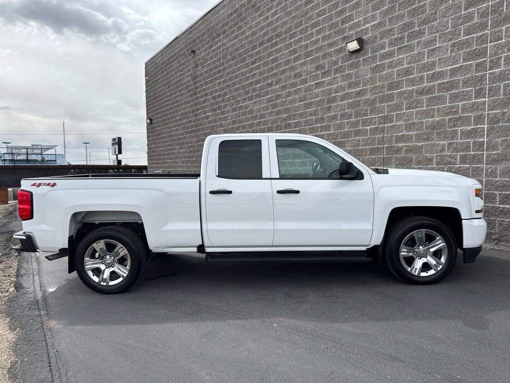 2019 Chevrolet Silverado LD Custom