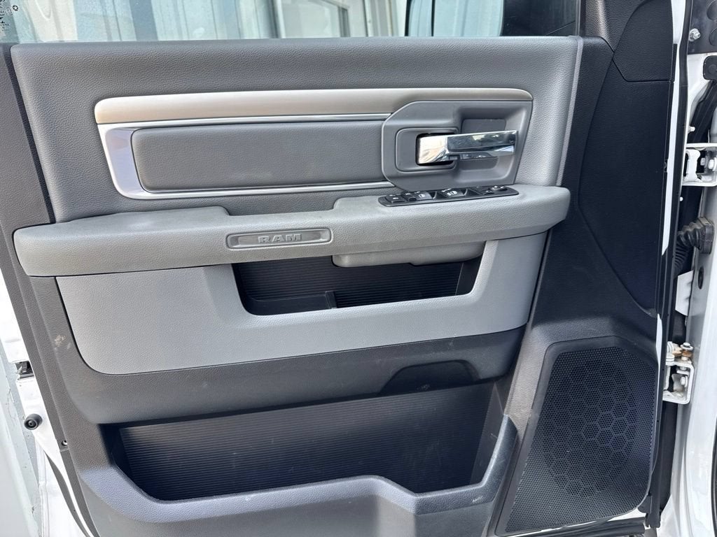2016 RAM 3500 SLT