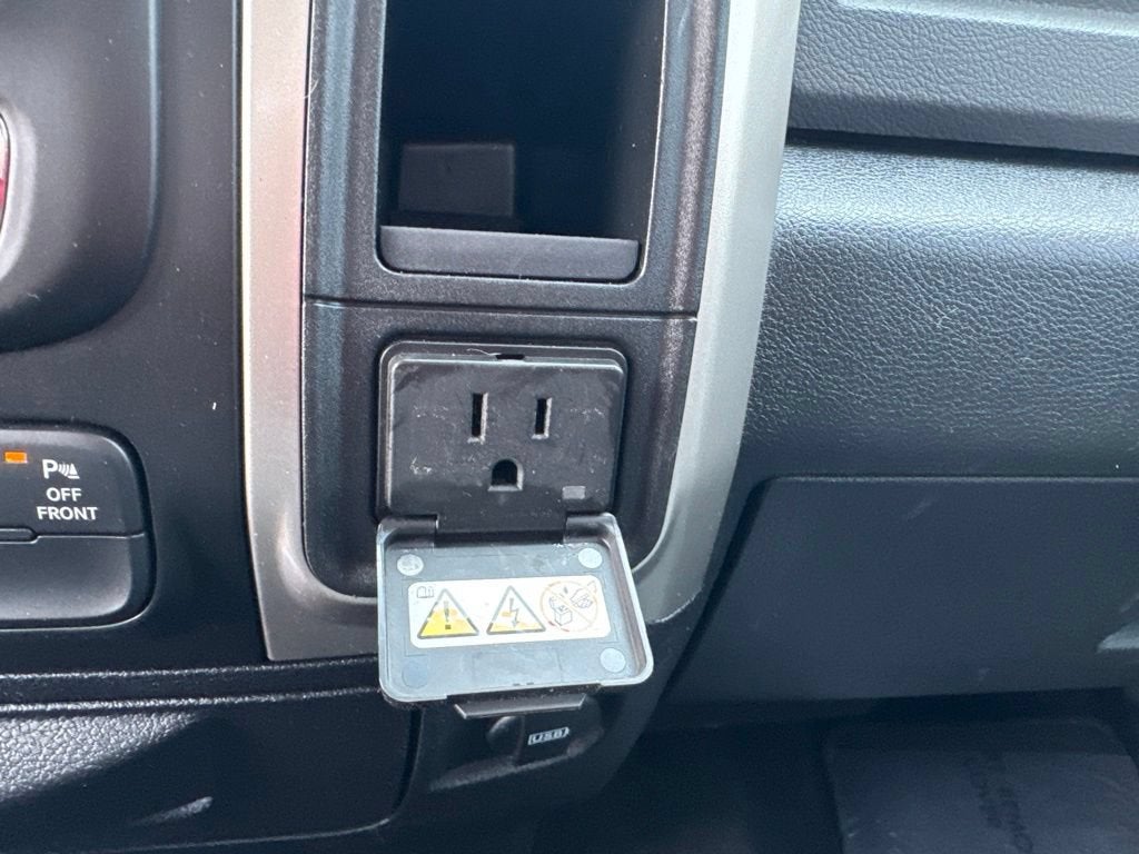 2016 RAM 3500 SLT