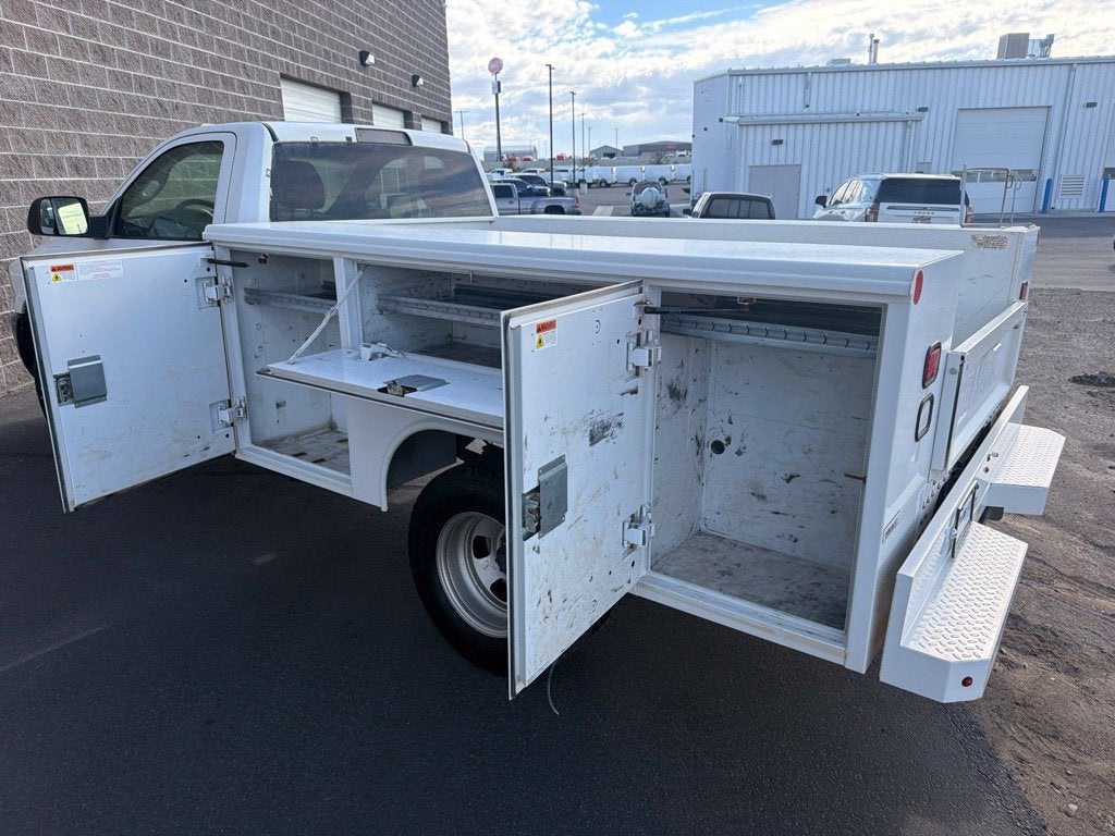2017 RAM 3500 Chassis Cab Tradesman