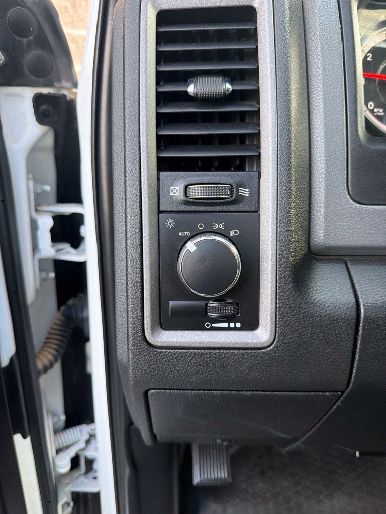 2017 RAM 3500 Chassis Cab Tradesman