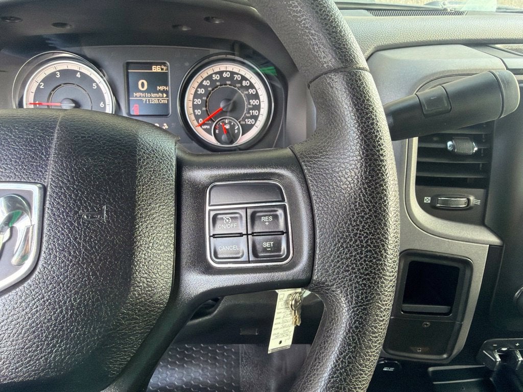 2017 RAM 3500 Chassis Cab Tradesman