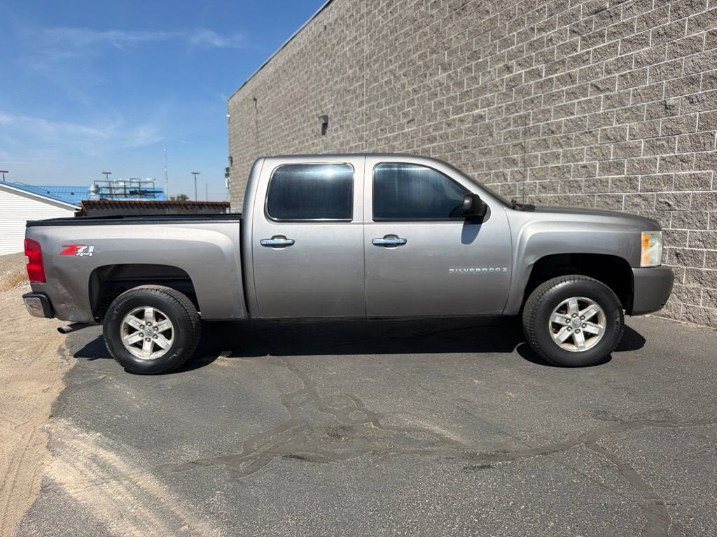 Used 2009 Chevrolet Silverado 1500 1LT with VIN 3GCEK233X9G158629 for sale in Jerome, ID