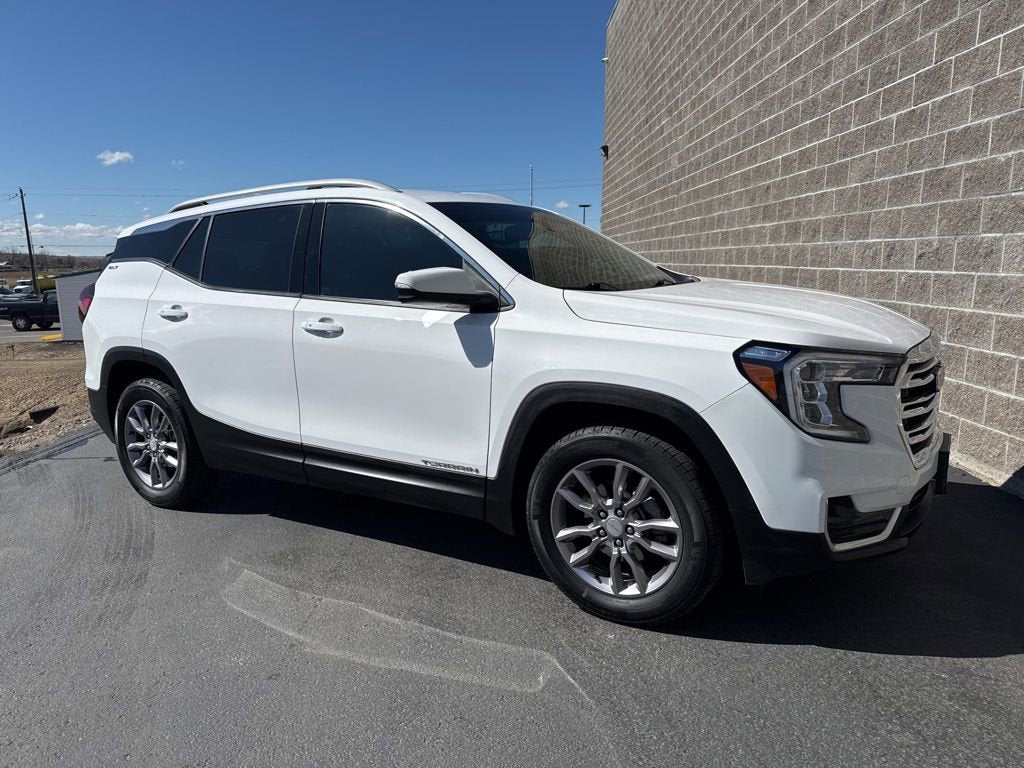 2023 GMC Terrain SLT