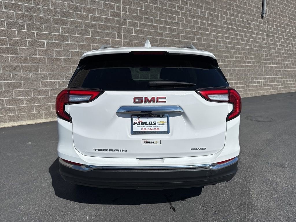 2023 GMC Terrain SLT