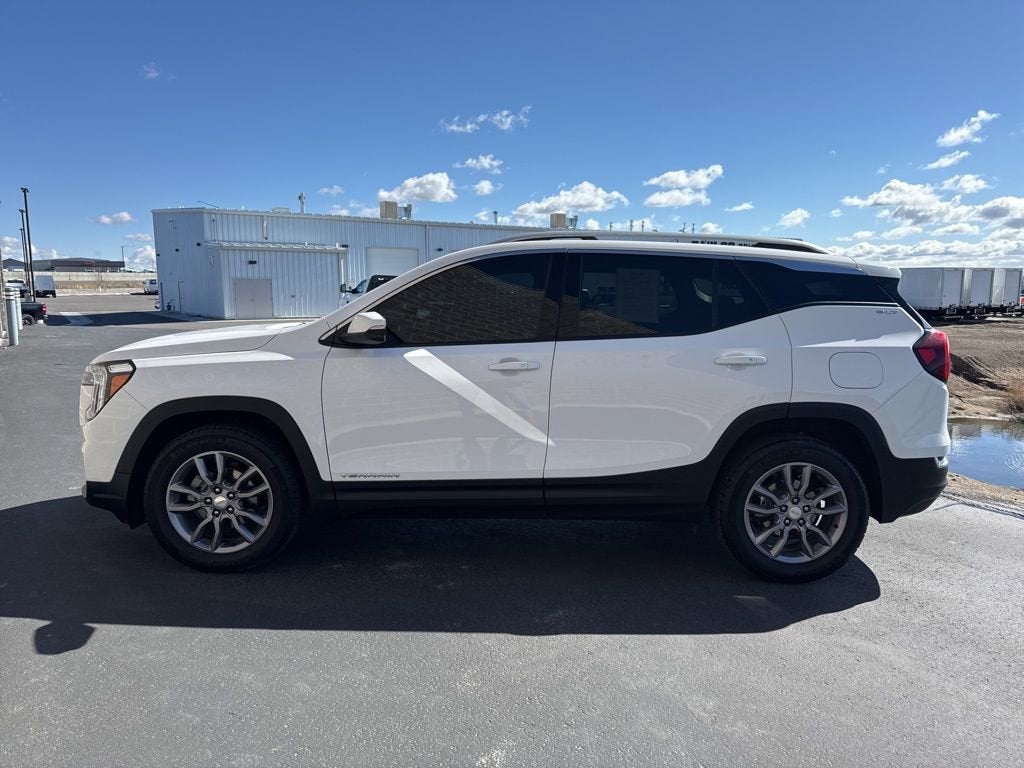 2023 GMC Terrain SLT