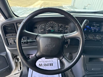 2002 Chevrolet Avalanche BASE