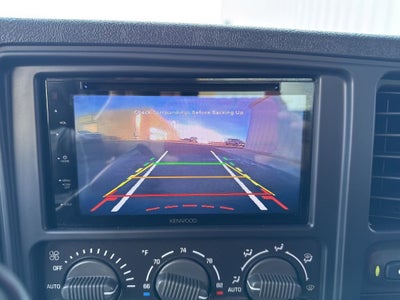 2002 Chevrolet Avalanche BASE