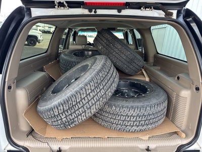 2004 Chevrolet Suburban LT