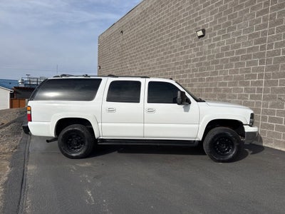 2004 Chevrolet Suburban LT