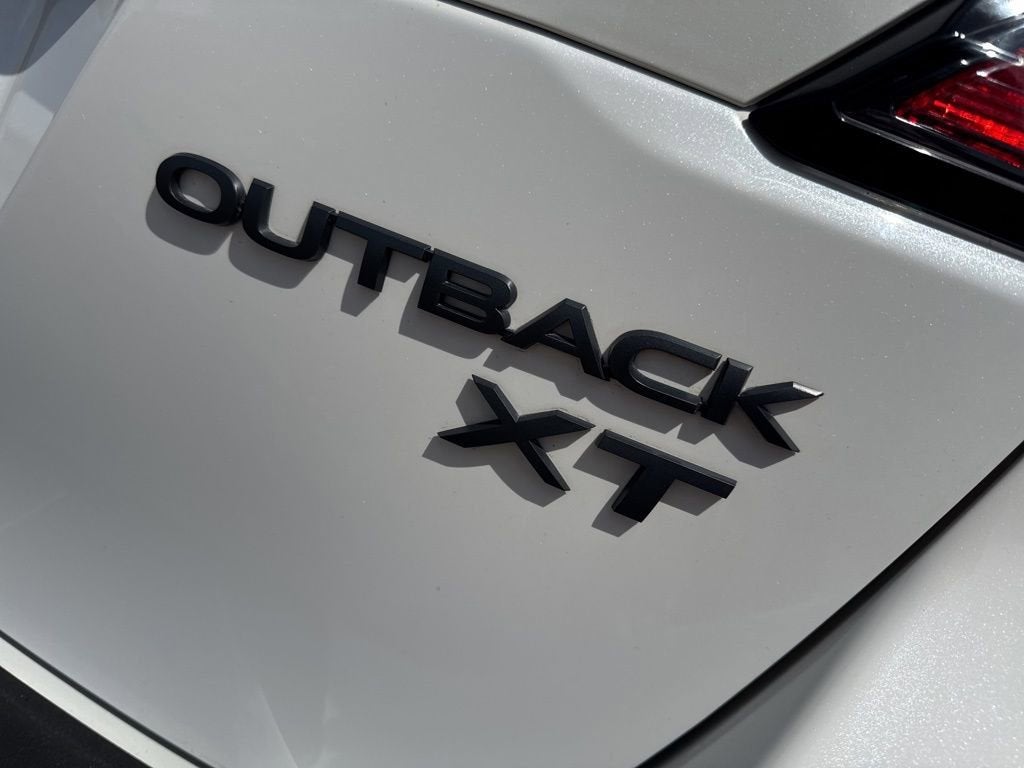 2022 Subaru Outback Onyx Edition XT