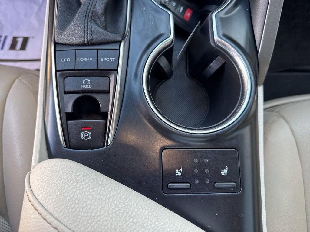 2020 Toyota Camry XLE