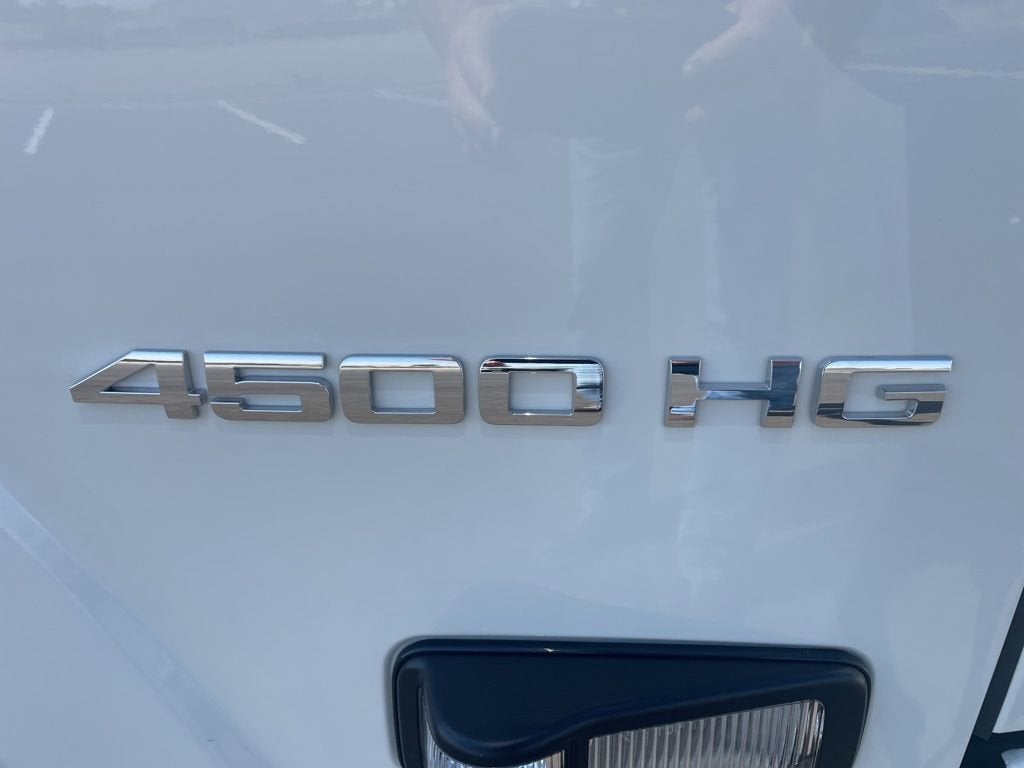 2025 Chevrolet Low Cab Forward 4500 BASE