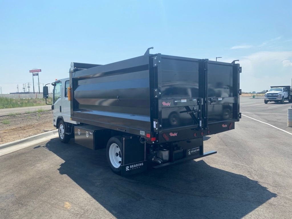 2025 Chevrolet Low Cab Forward 4500 BASE