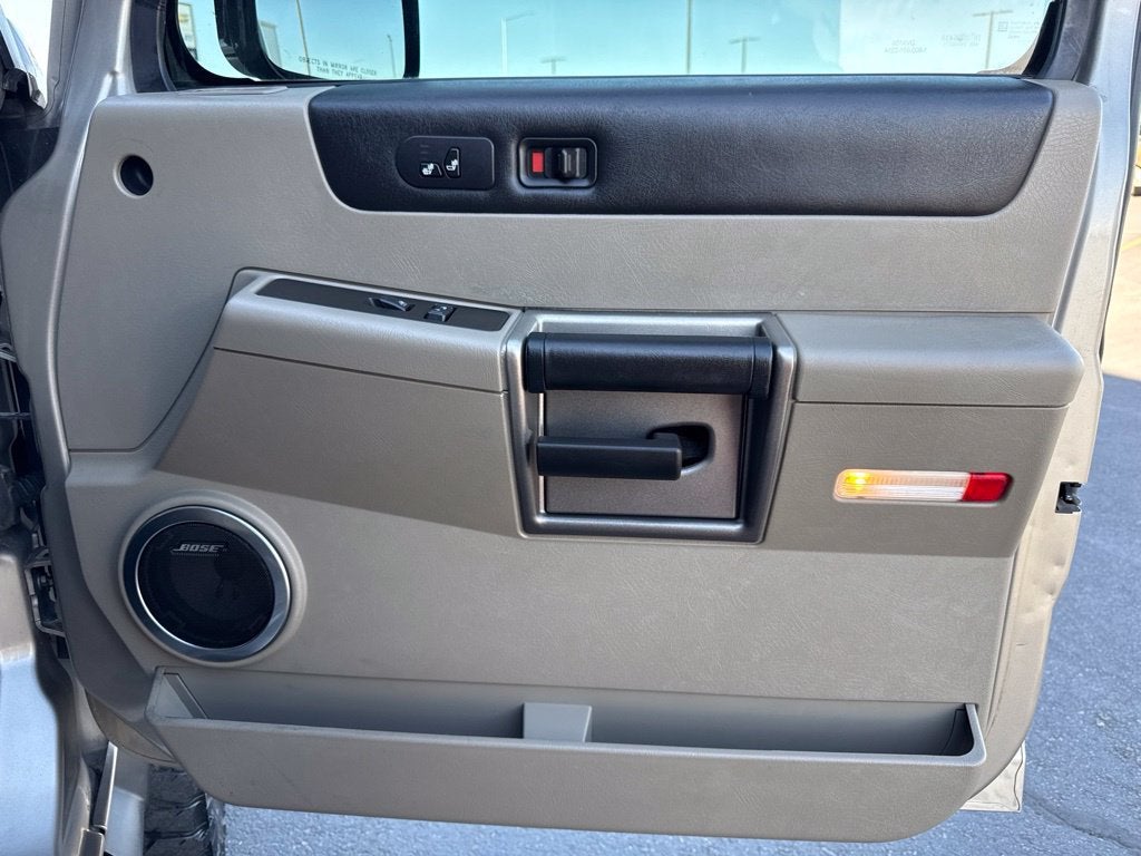 2004 HUMMER H2 BASE