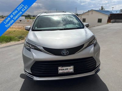 2021 Toyota Sienna XLE