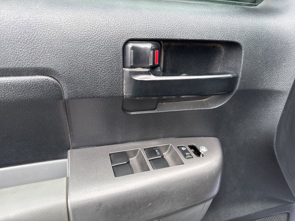 2012 Toyota Tundra 4WD Truck BASE