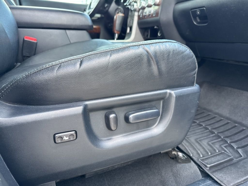 2011 Toyota Tundra 4WD Truck LTD