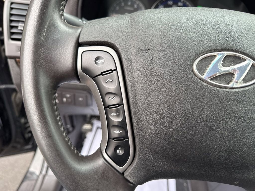 2011 Hyundai Santa Fe SE