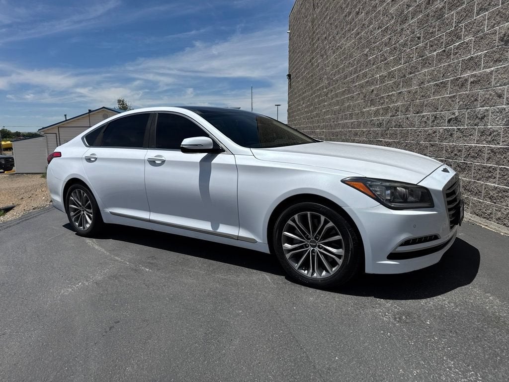 2015 Hyundai Genesis 3.8 RWD's photo