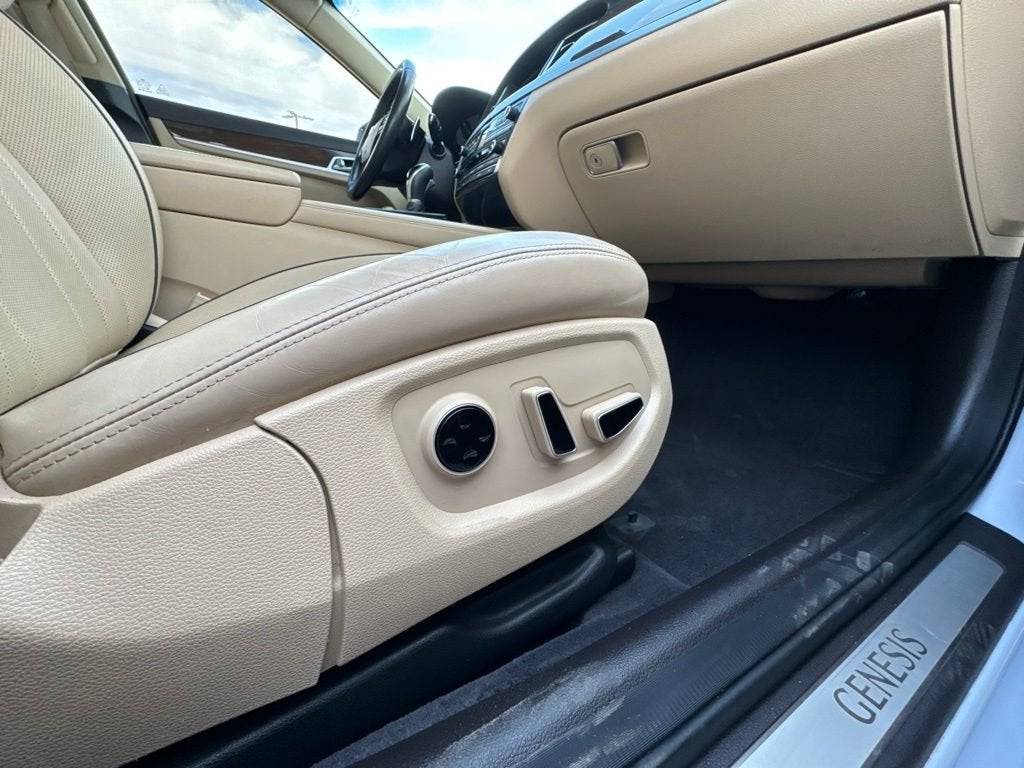 2015 Hyundai Genesis 3.8L