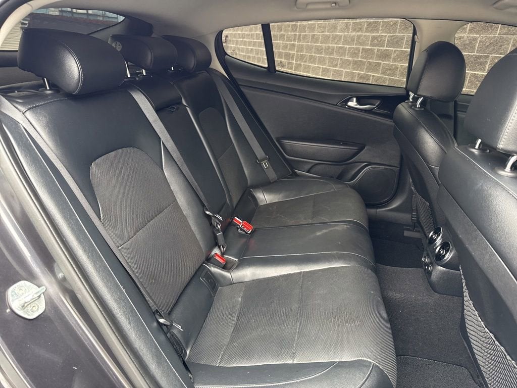 2019 Kia Stinger Base