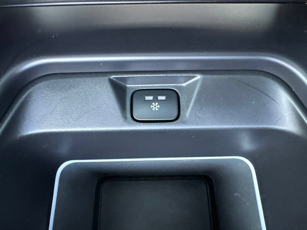 2021 Land Rover Defender X-Dynamic S
