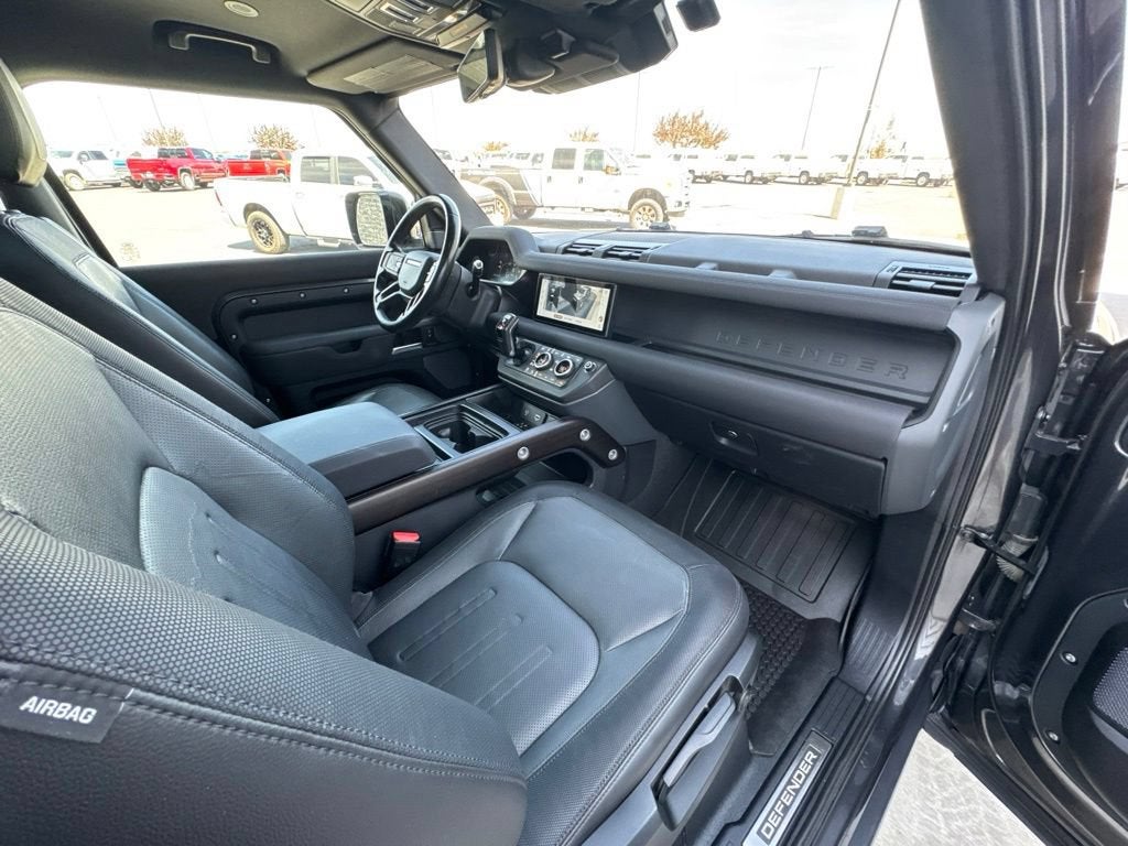 2021 Land Rover Defender X-Dynamic S
