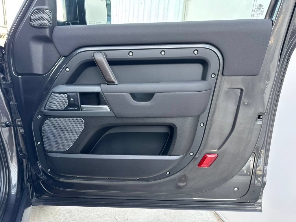 2021 Land Rover Defender X-Dynamic S